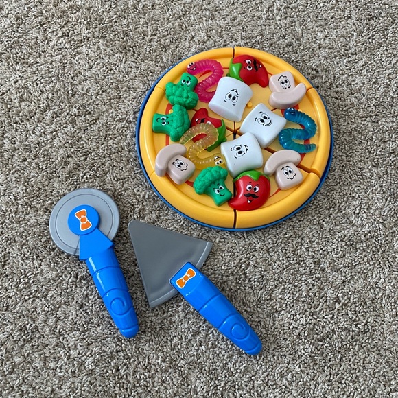 HTF Blippi Pizza Pretend Play Toy Set - Picture 1 of 4